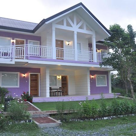 The Carmelence Lodge Tagaytay City Esterno foto