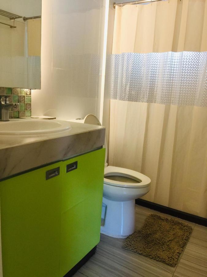 The Carmelence Lodge Tagaytay City Esterno foto